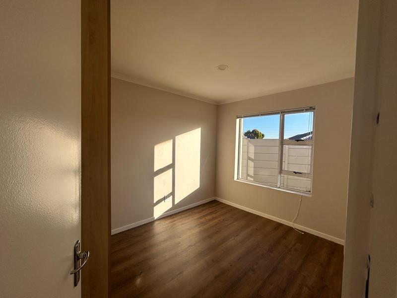 To Let 3 Bedroom Property for Rent in Eikenbosch Western Cape